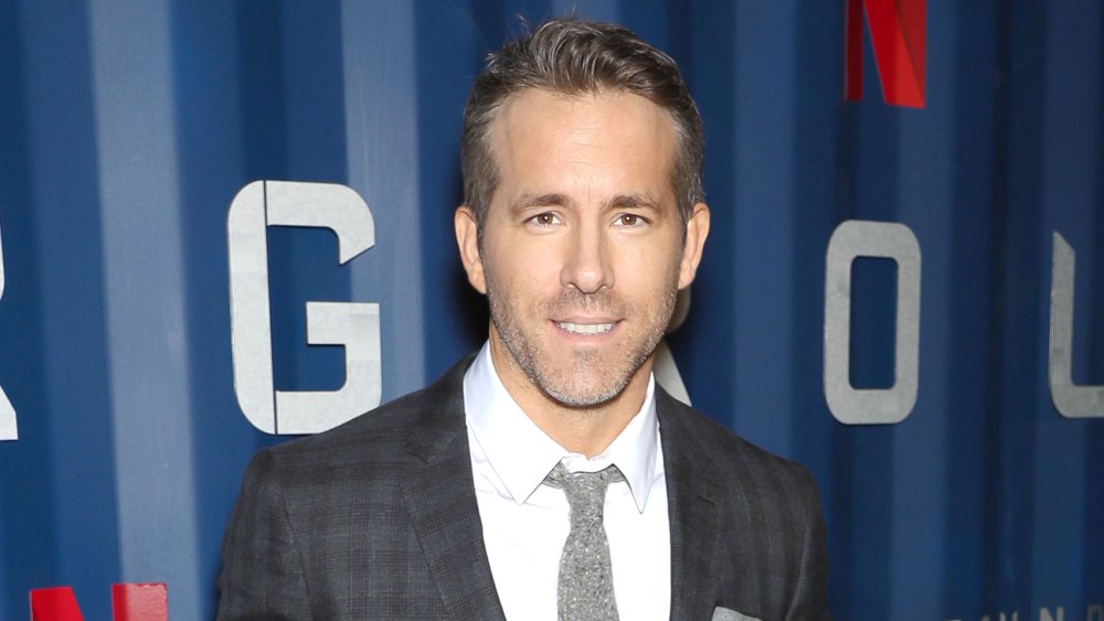 ryan-reynolds-spoofs-‘free-guy’-poster-in-support-of-the-#freebritney-fight
